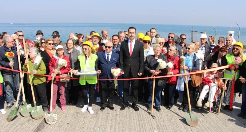 İnciraltı Halkı: “Artık Beklemek Değil, İzmir’in Geleceğine Dahil Olmak İstiyoruz”