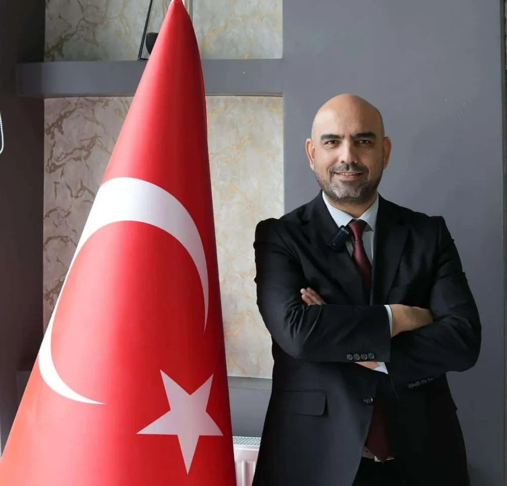 YAZARIMIZ ÖZDEMİR