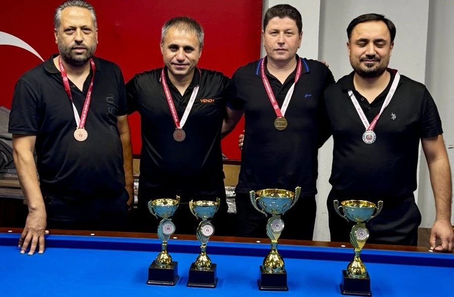 BİLARDODA ZİRVE YİNE YUNUSEMRE BELEDİYESPOR’UN 