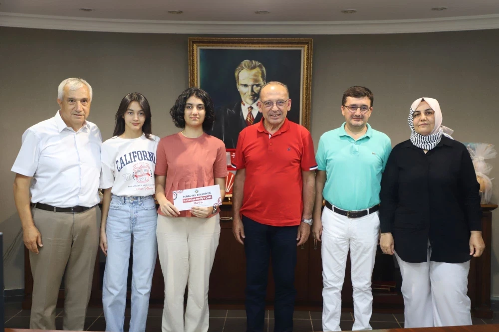 Başkan Akın’dan Türkiye Derecesi Yapan Elif Ela Gülseren’e Tebrik