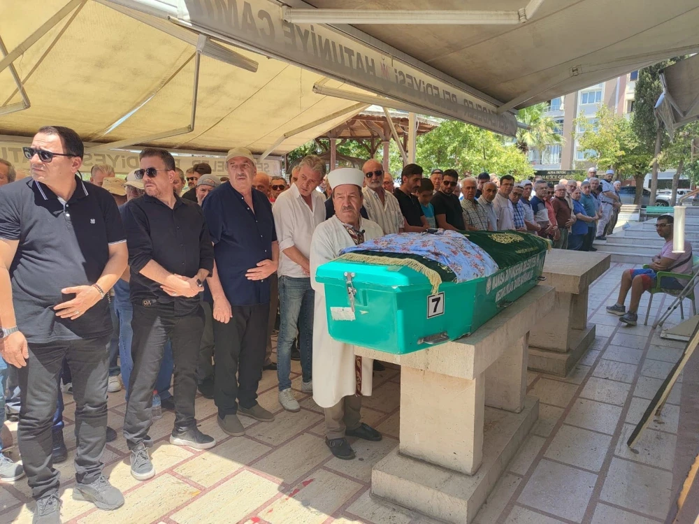 Düğün İçin Geldiği Manisa’da Kalp Krizi Geçiren Ayten Bingöl Hayatını Kaybetti