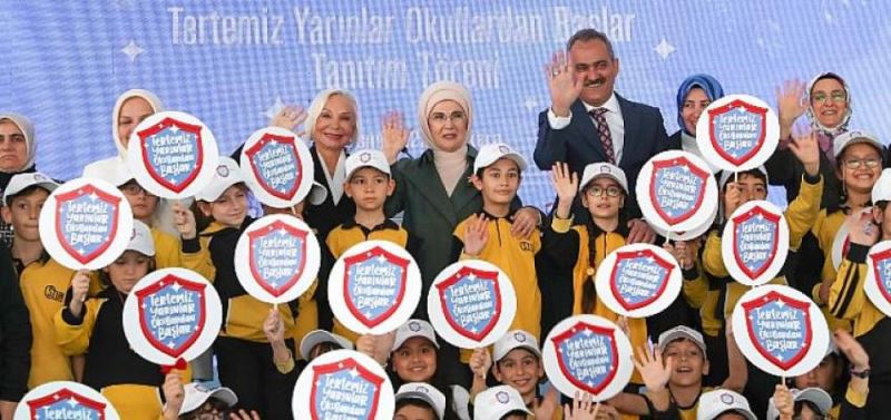 Tüm Türkiye’de 77 bin okulda ‘ertemiz Yarinlar Okullardan Basliyor