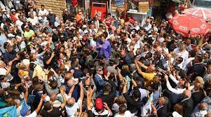 AKSENER: “DÜSÜNEBILIYOR MUSUNUZ ÇARPISAN ARABALARIN ÇARPISAMADIGI BIR PARK VAR”