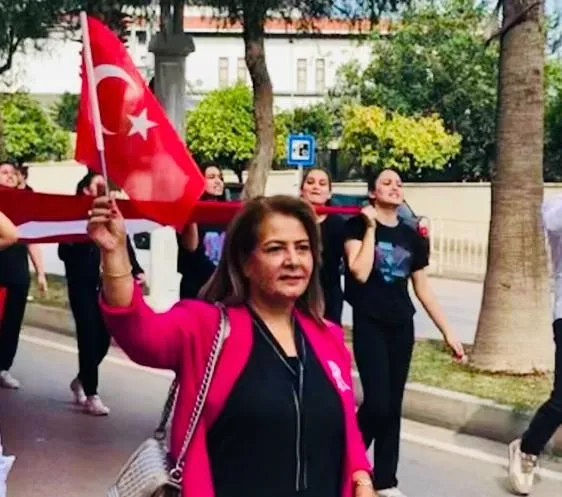 Türktekin; “yüreğimizdeki Cumhuriyet coşkusu sel olup sokaklara taştı”