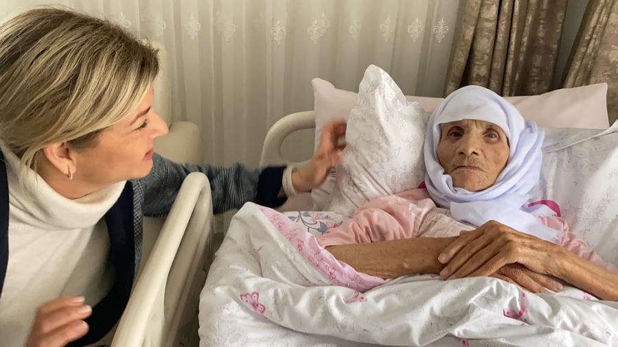 104 Yaşındaki Hacı Şahin Cumhurbaşkanı için hatim indirdi