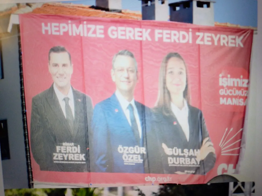 CHP mitinginde dikkat çeken afiş...