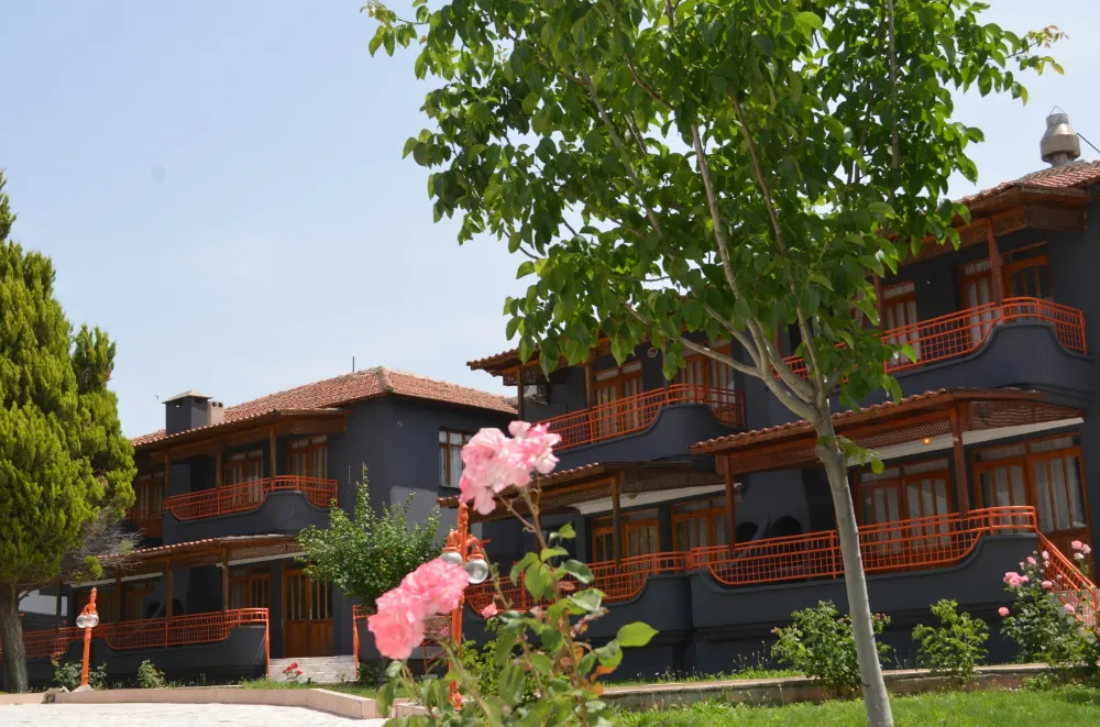 SALİHLİ