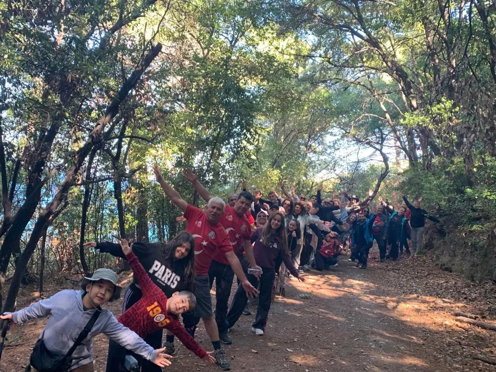 TURBELDAK Sezonun İkinci Yürüyüşünde Kuşadası’ndaydı