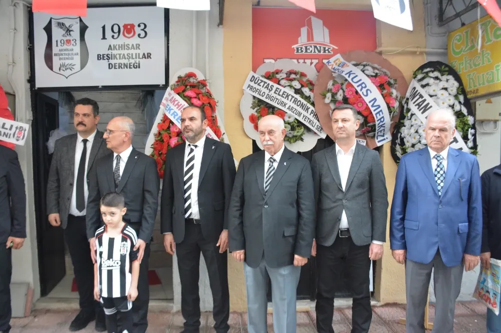 1903 Akhisar Beşiktaşlılar Derneği Yeni Yerinde Açıldı