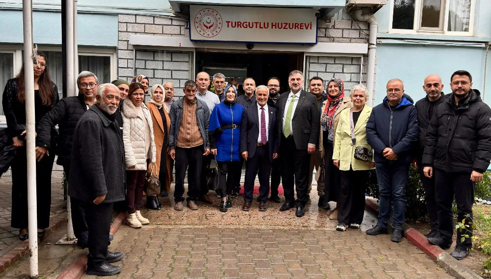 Edebiyatla Gelen Sevgi: Dernekten Huzurevine Sıcak Ziyaret