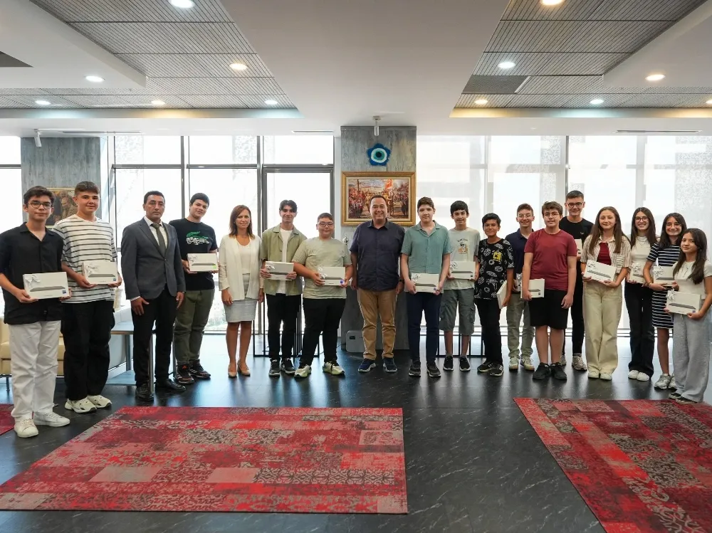 Manisa’da üniversite eğitim desteği 10 Aralık’ta