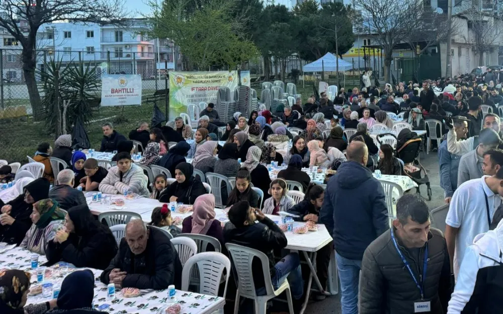 KÜTAHYA SİMAV BAHTLLI’LAR, İZMIR BORNOVA’DA İFTARDA BULUŞTU