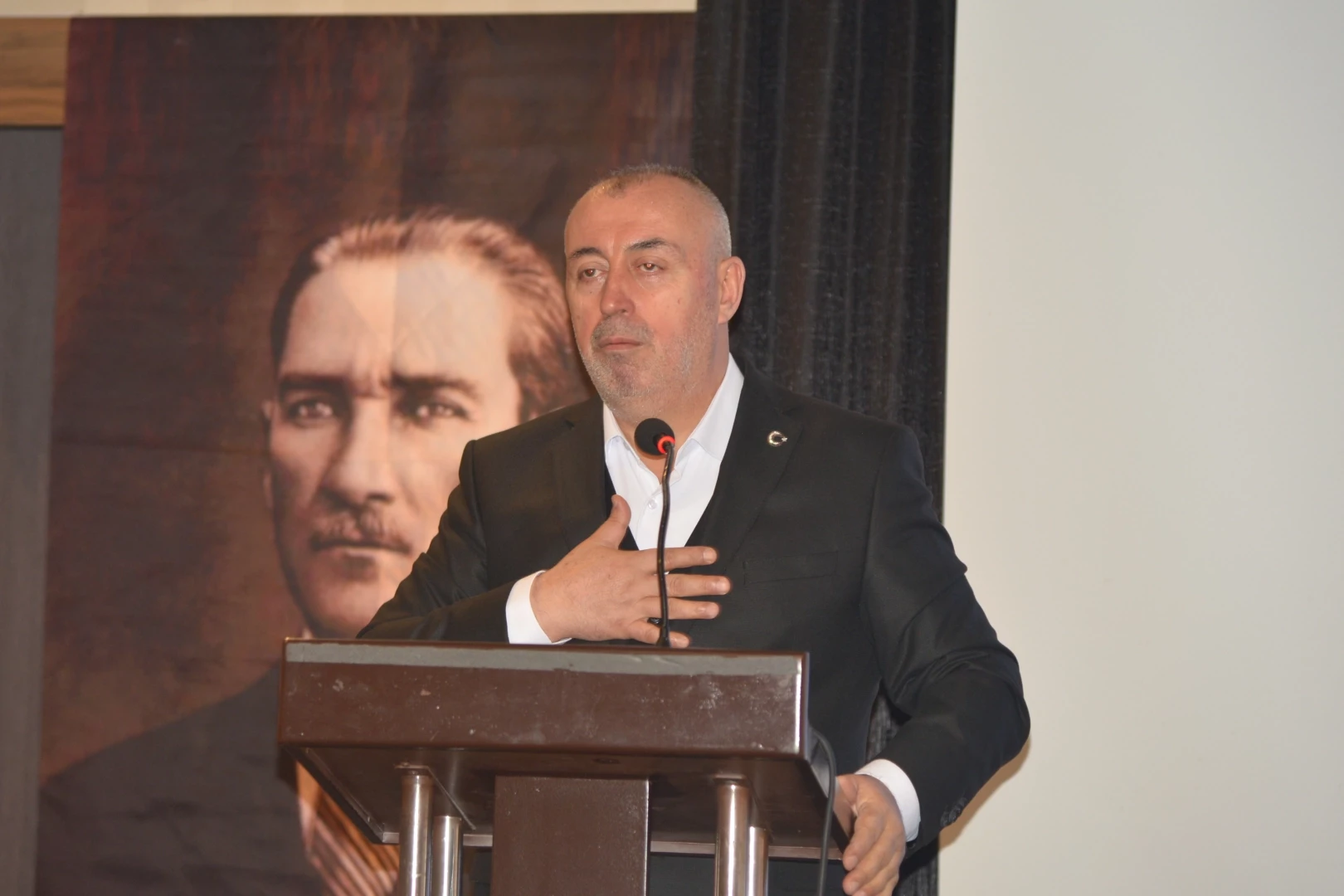 Türkiye Haber-İş Genel Başkanı: Açlık sınırı belli ama tokluk değil