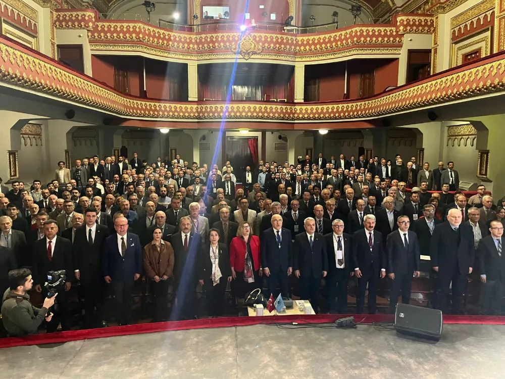 HAKKI ÖZNUR:  BİZ  HEP BİRLİKTE  TÜRK MİLLETİYİZ