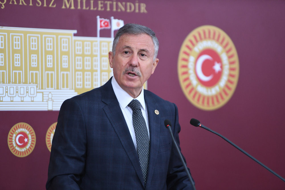 ÖZDAĞ, “HER DEPREMDE ÇÖKEN GSM ŞİRKETLERİNİN HESABI SORULMALI!”   