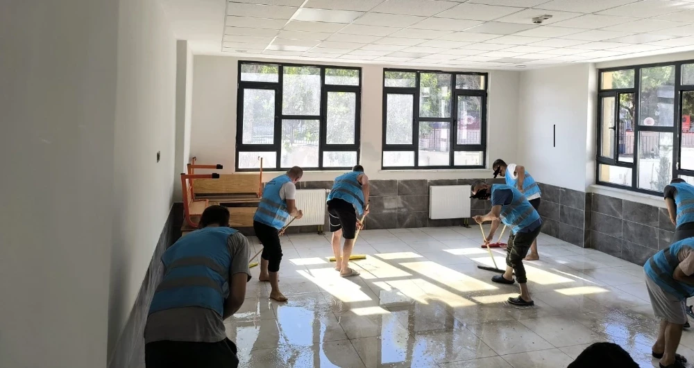 Yükümlülerden Okullara Destek: Turgutlu’da Yeni Eğitim Yılına Hazırlık