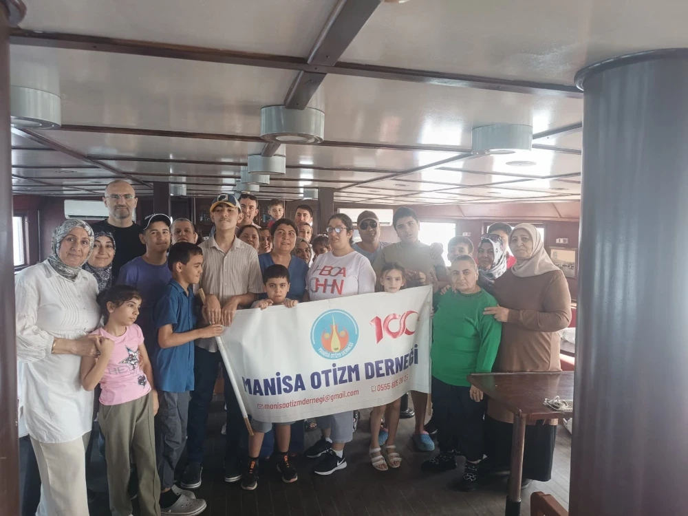 Otizmli Çocuklar İzmir’de Unutulmaz Bir Gün Yaşadı