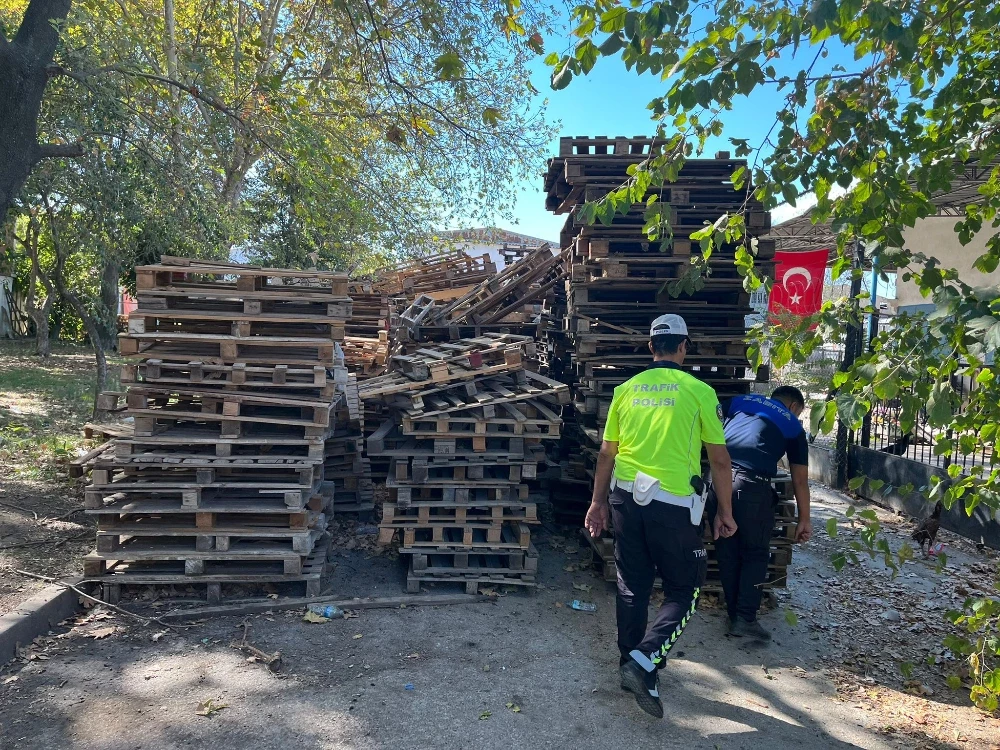 Turgutlu Zabıtası Keresteciler Sitesinde İşgal Denetimi Yaptı