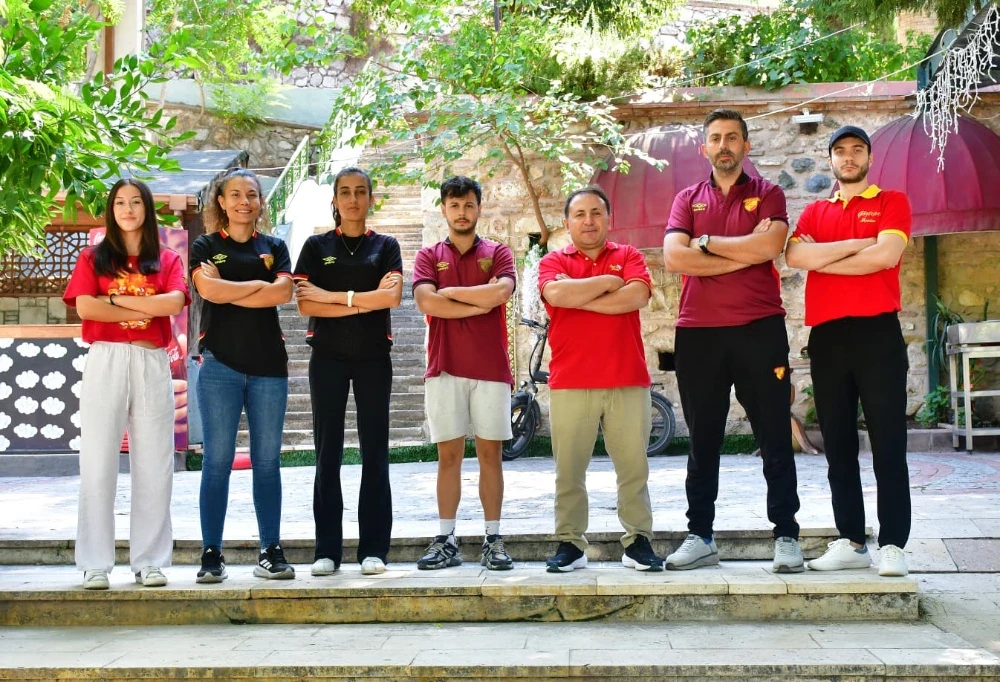 Manisa Göztepe Futbol Okulları Yetenekli Sporcular Yetiştiriyor