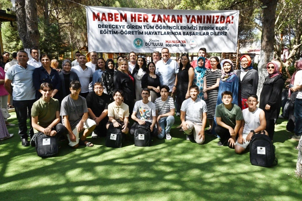 Manisa’da Bir İlk: 5 Bin Üniversiteliye Aylık 1000 TL Burs