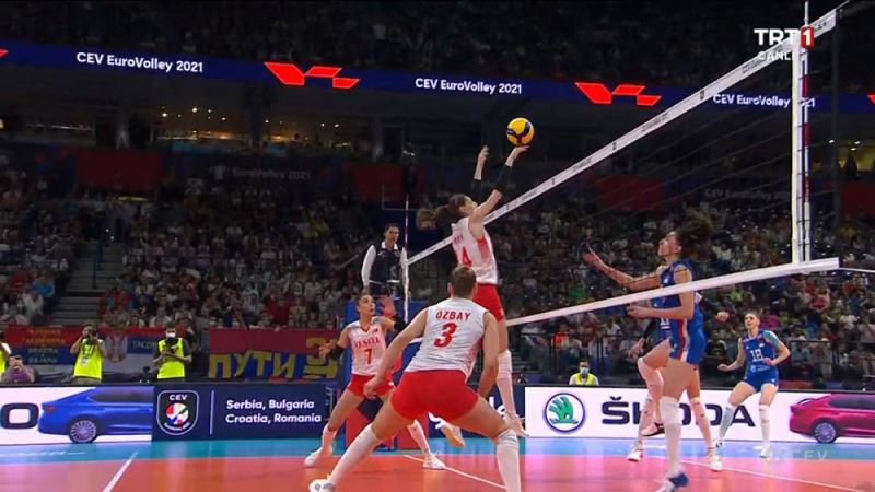 A Milli Kadın Voleybol Takımı, yarı finalde kaybetti