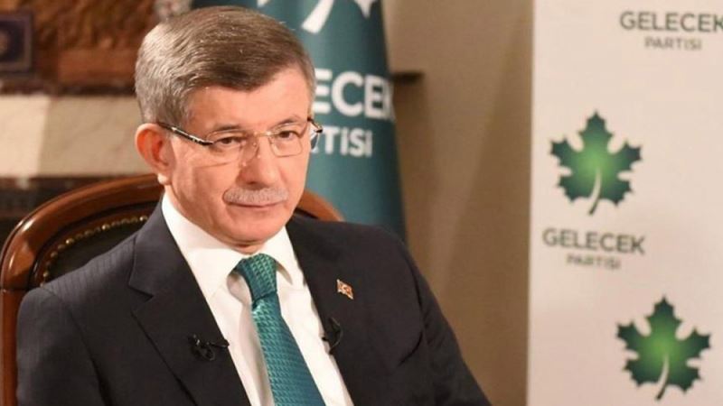 Davutoğlu, ayrıldığı gün Cumhurbaşkanı ile yaptığı diyaloğu anlattı