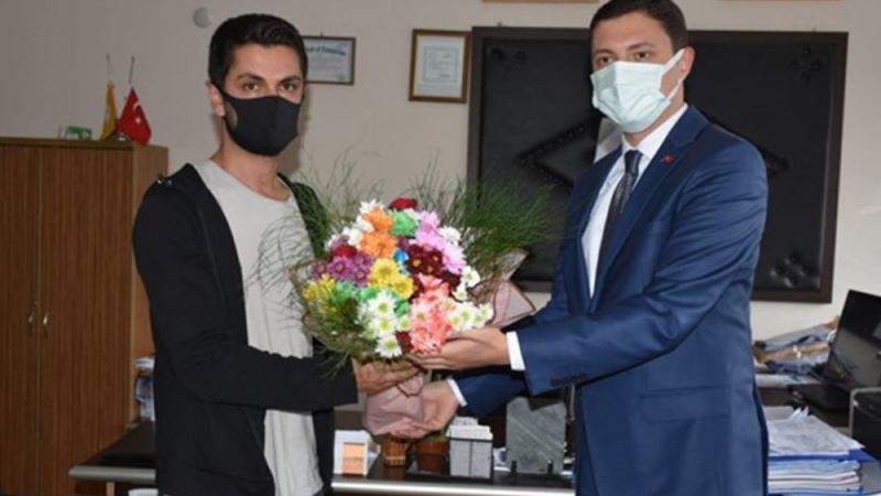 Kaymakam, kovduğu öğretmenden özür diledi