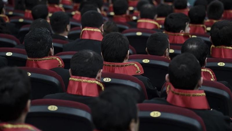 HSK, 13 hakim ve savcıyı meslekten ihraç etti
