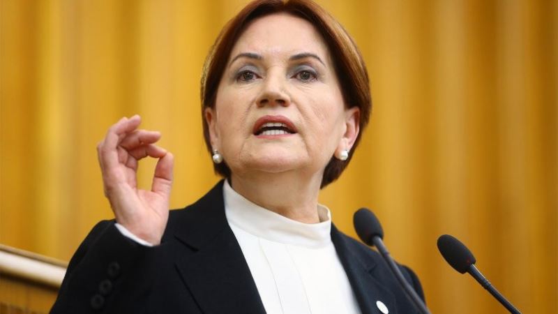 Akşener