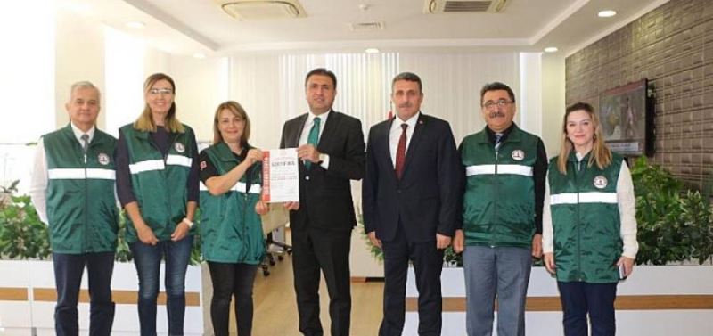 Izmir Il Milli Egitim Müdürlügü,  Is Sagligi Ve Güvenligi Yönetim Sistemi Sertifikasi Almaya Hak Kazandi
