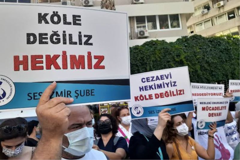 AİLE HEKİMLERİ SAĞLIK  ÖNÜNDE: “AİLE HEKİMLİĞİ SÖZLEŞME VE ÖDEME YÖNETMELİĞİ İPTAL EDİLSİN”