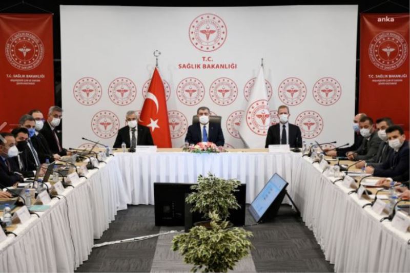 Bakan Koca: Artan Vaka Sayıları Sebebiyle Hastaneye Yatan Sayısında Bir Miktar Artış Gözleniyor