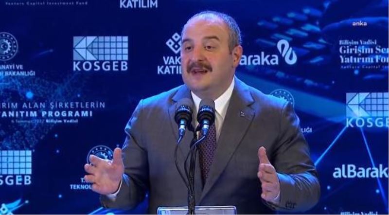 BAKAN VARANK: YA BİR KERE DE MUTLU OLUN BE