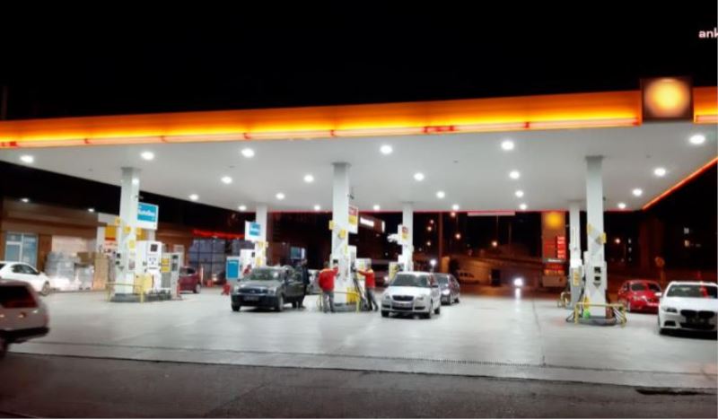 Benzinin Litre Fiyatı Bu Gece 18 TL