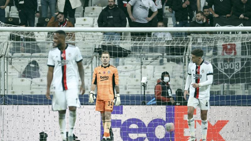 Beşiktaş-Ajax maçında 2-1 mağlup oldu