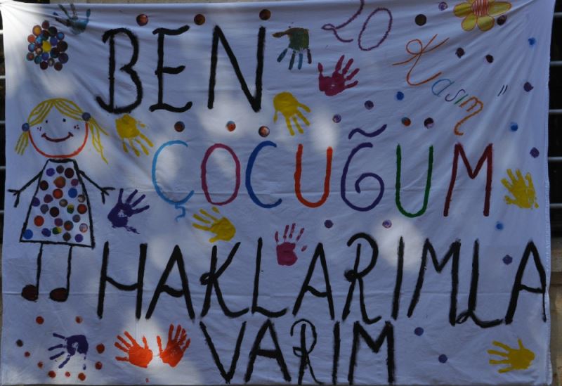 ÇELİK: DEVLETİN ÇOCUK HAKLARINA YÖNELİK BÜTÜNCÜL BİR POLİTİKASI YOK