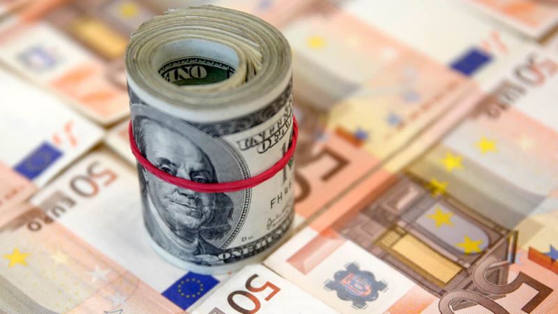 Dolar ve euro güne kaç liradan başladı?
