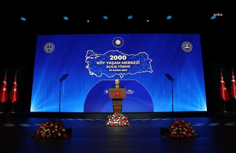 ERDOGAN: “GAZETE KÖSELERINDEN, TELEVIZYON EKRANLARINDAN UMUTSUZLUK ASILAYAN ÖZGÜVEN FUKARALARINA PRIM VERMEYECEGIZ”