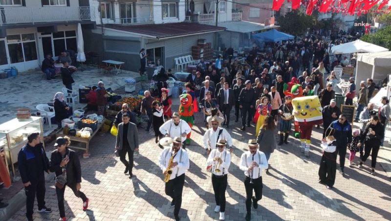 GÜMÜLDÜR MANDALINASINA FESTIVAL