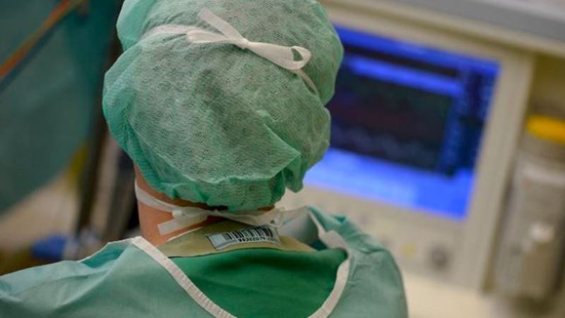Hemşireler de ülkeden gidiyor: Üniversiteyi bitiren yurt dışında işe başlıyor