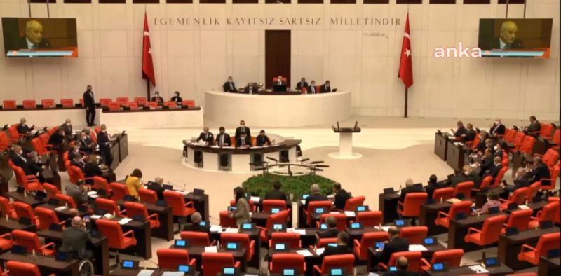 İYİ Partili Filiz, Ataması Yapılmayan Öğretmenin İntihar Mektubunu TBMM Genel Kurulu