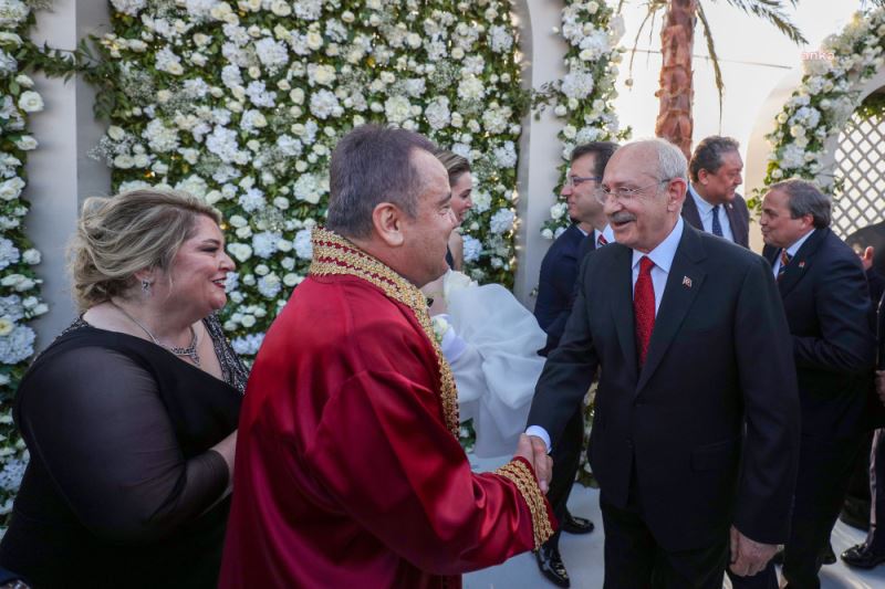 KILIÇDAROĞLU, GÖKHAN BÖCEK VE ZEYNEP KERİMOĞLU’NUN NİKAH ŞAHİTLİĞİNİ YAPTI