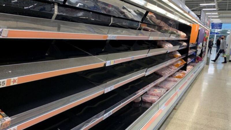 Marketlerde kotalı ürün sayısı artıyor, satılanın yerine yenisi gelmiyor
