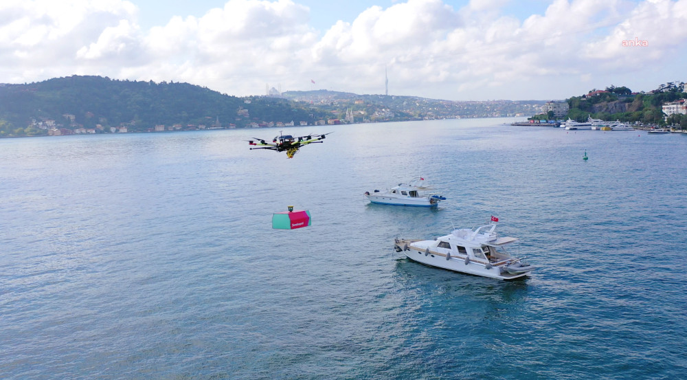 YEMEKSEPETI, DRONE ILE ILK YEMEK TESLIMATINI YAPTI